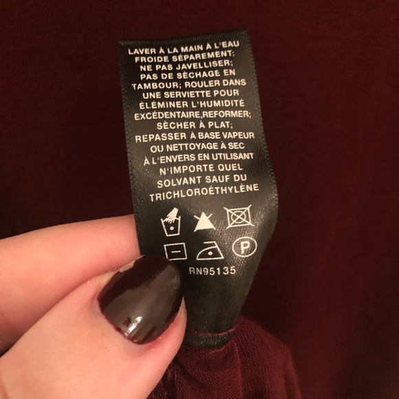 ⛔️SOLD⛔️ Lafayette 148 NY ♥️ Unique Embellished Top - Picture 10 of 10